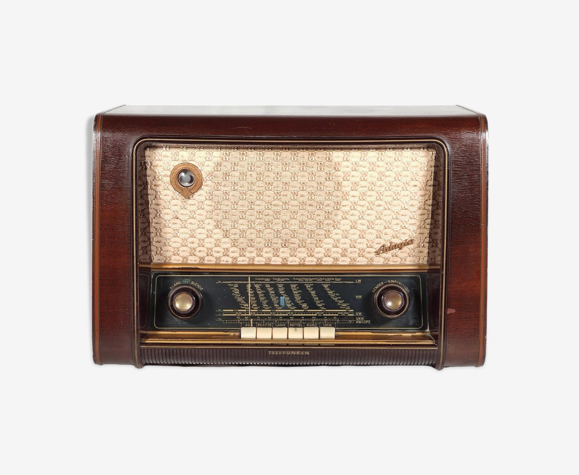 Vintage bluetooth radio: telefunken – adagio 53 w from 1953 | Selency