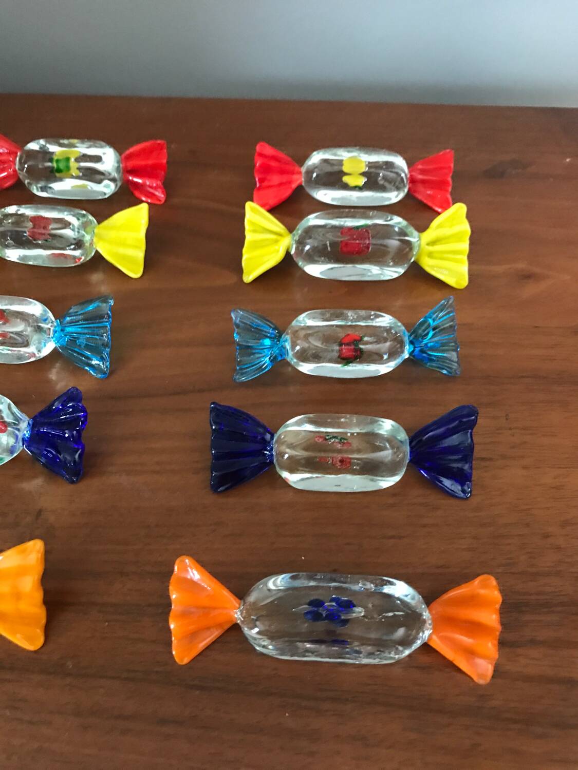 Lot de dix portes couteaux en verre murano