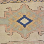 Tapis vintage unique de petite taille, neutre, réf. 2380