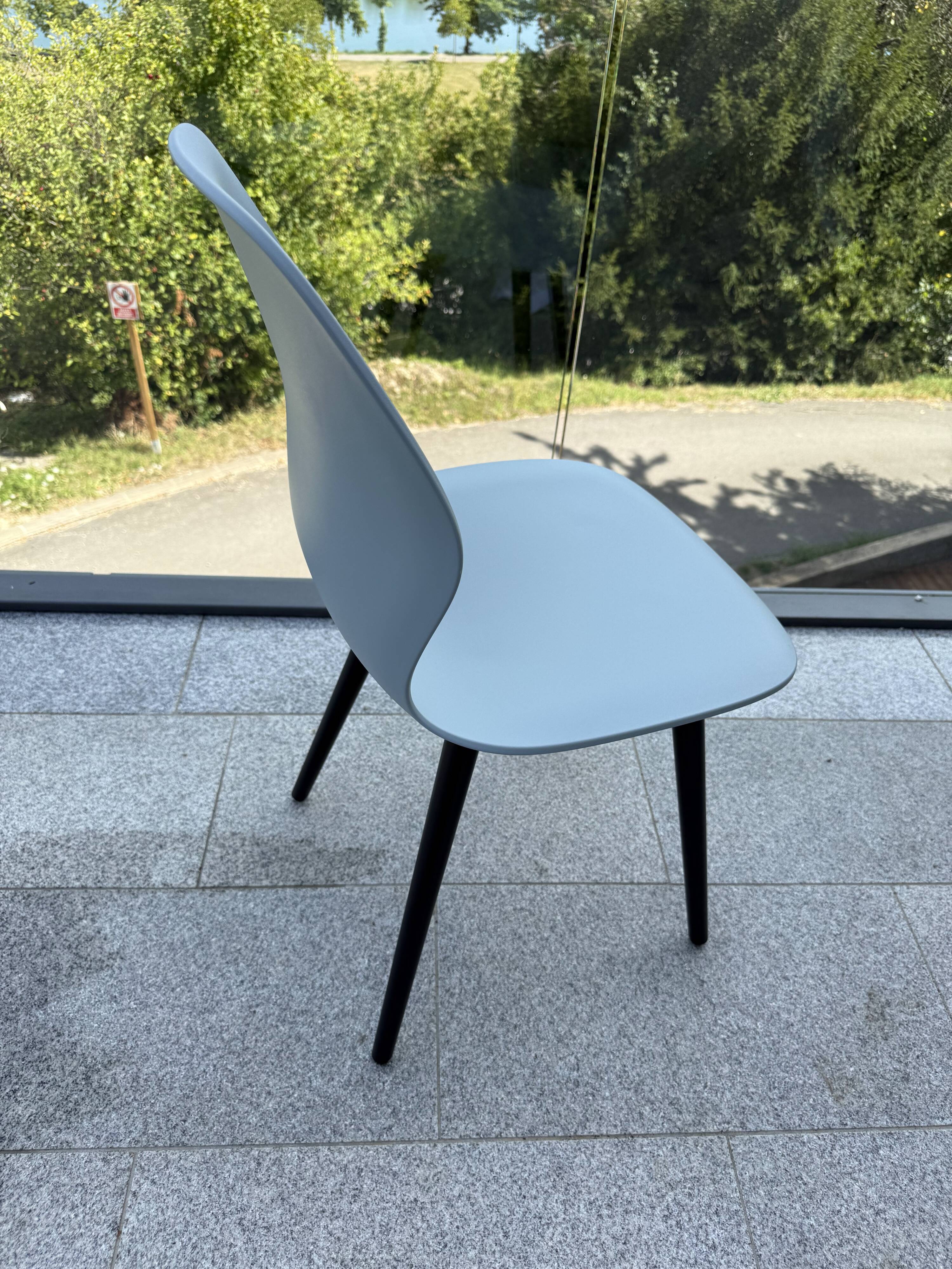 Sedus designer chair in light blue – black wooden base