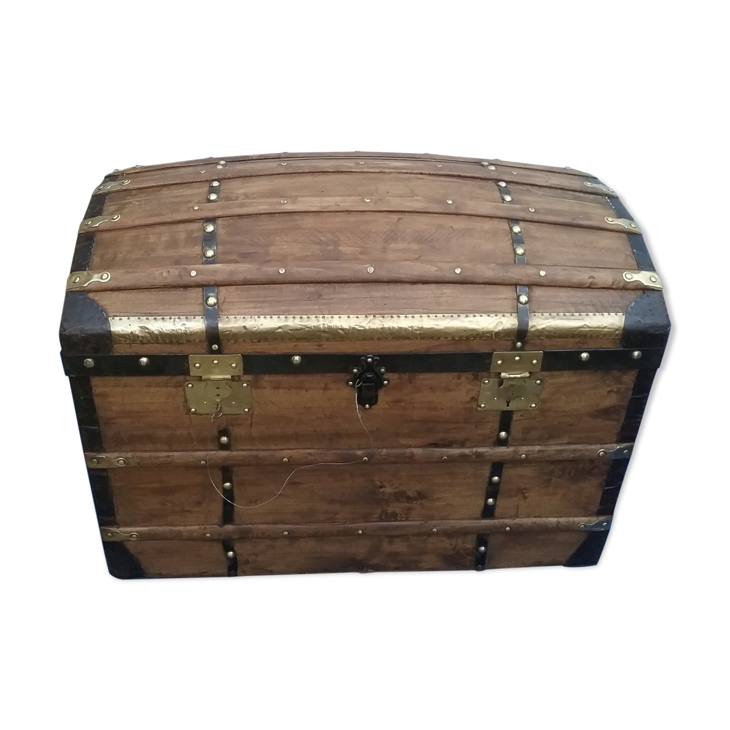 Curved trunk