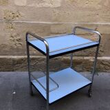 Serving table in formica