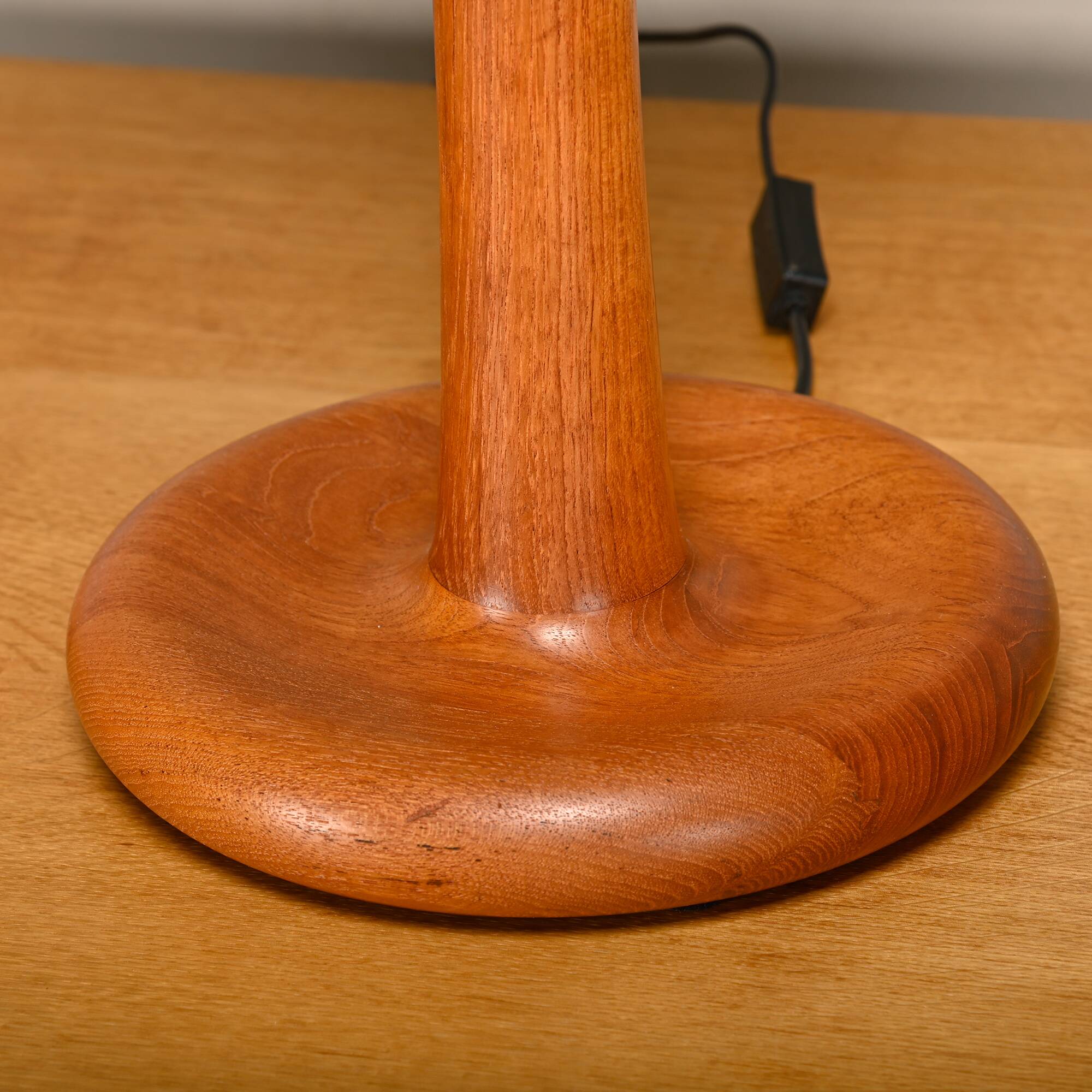 Scandinavian Modern Large Table or Floor Lamp solid Teak for Dyrlund, 1970s