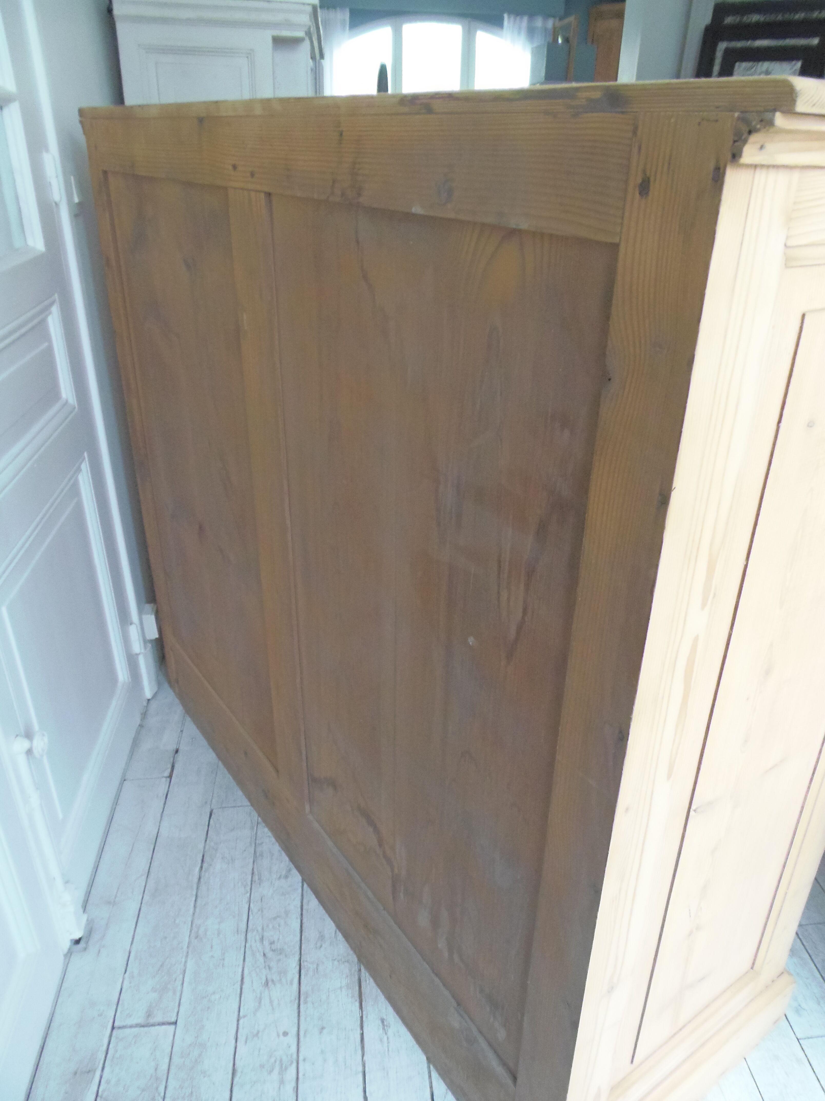 Vintage sideboard in raw pitchpin