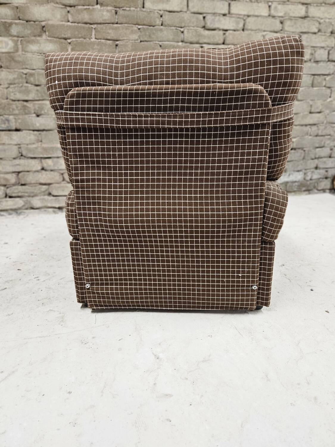 Vintage fireside chair 1970