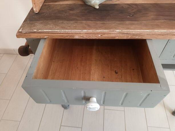Table - desk
