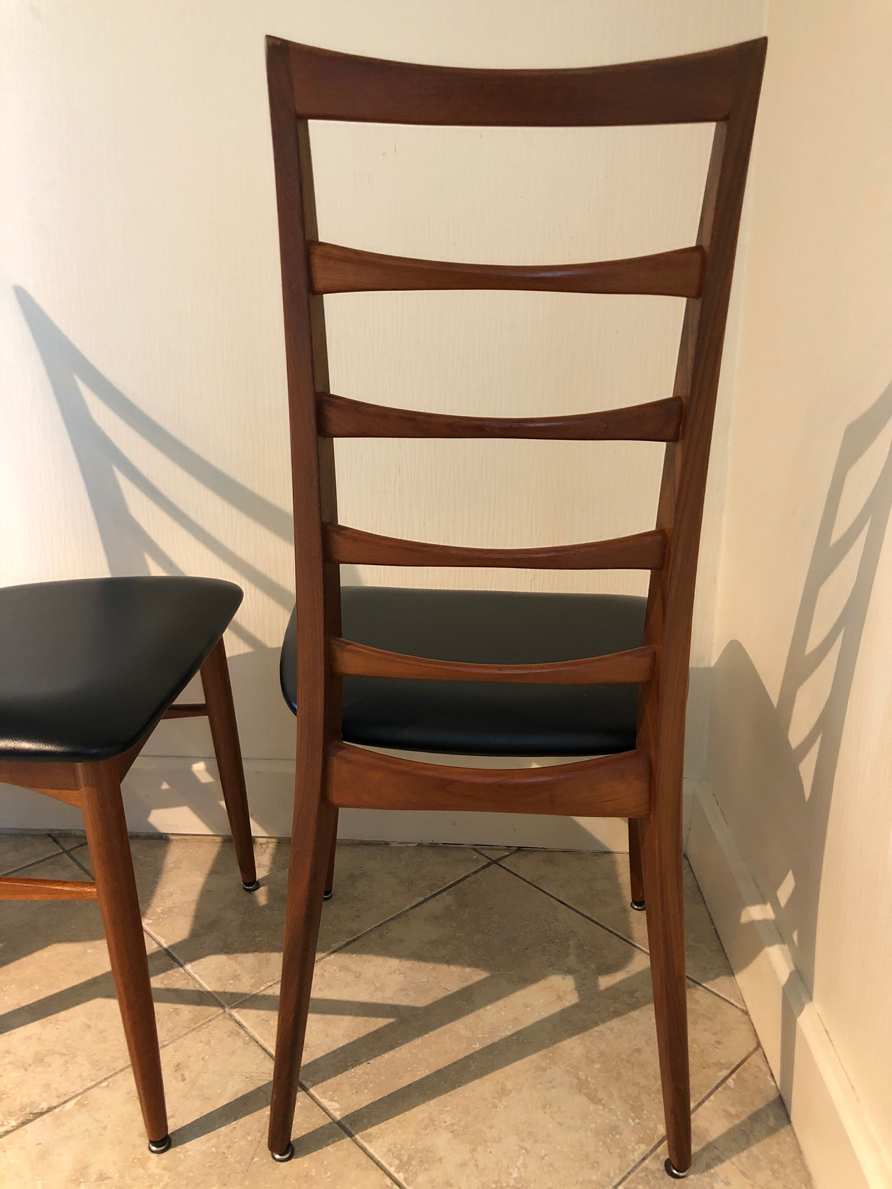 Set of 6 Scandinavian Teak "Lis" chairs by Niels Koefoed, Circa 1960