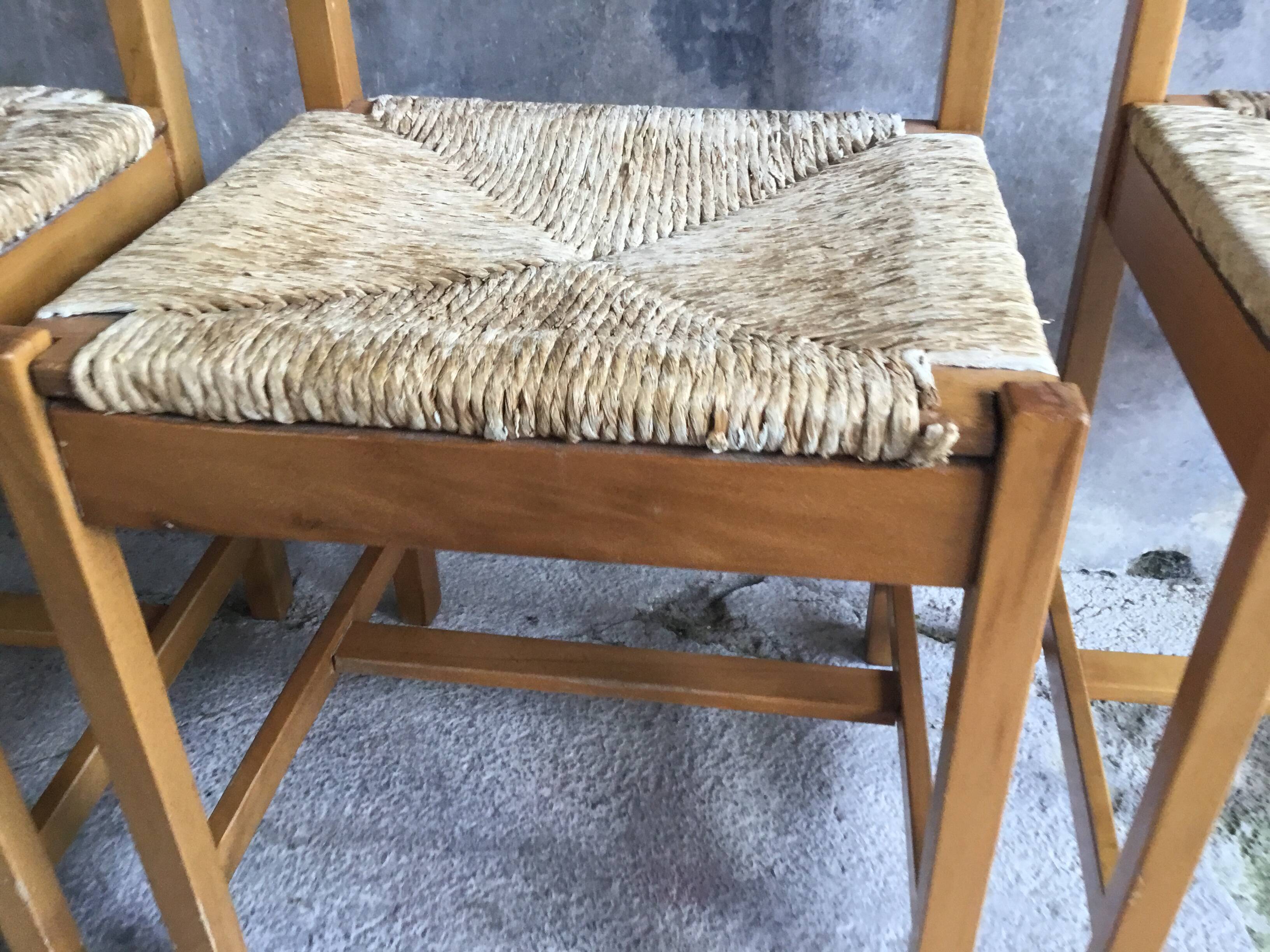 Set of 4 straw chairs in light wood - design 1970