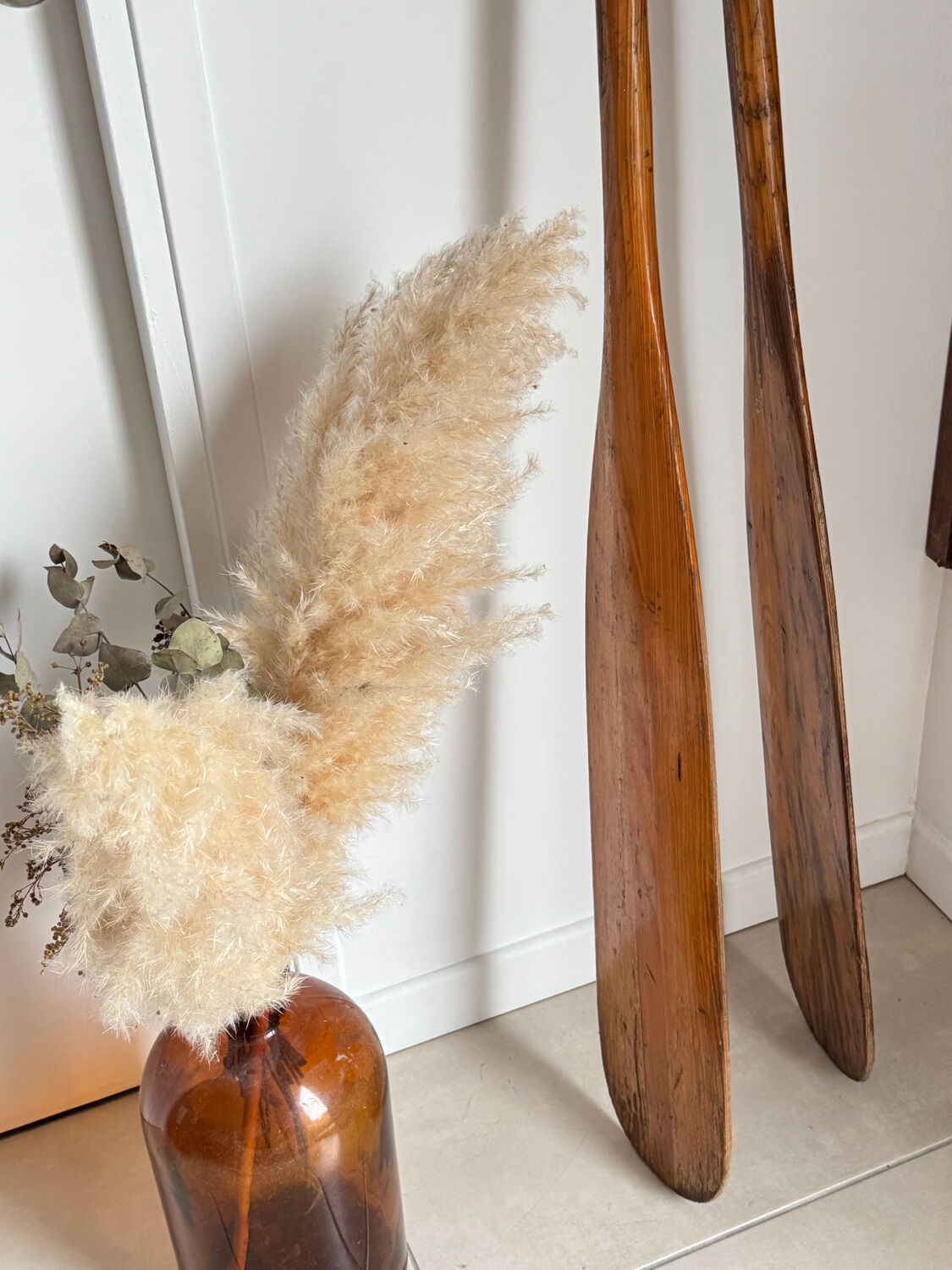 Pair of solid wood paddles