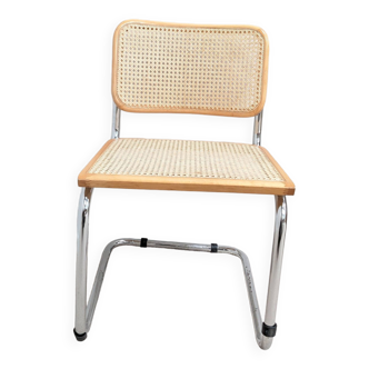 1 Cesca B32 chair