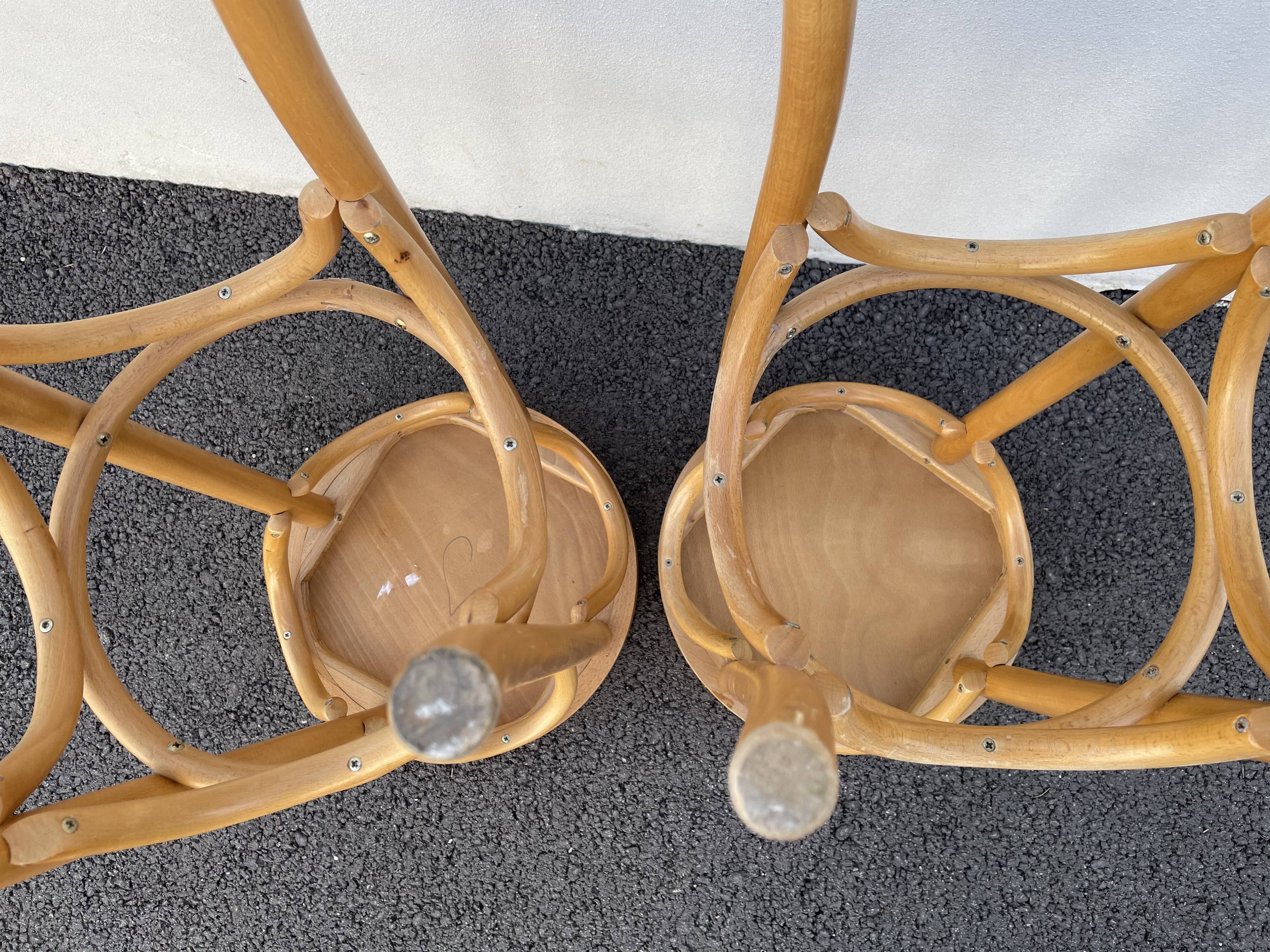 Curved wooden bar stool