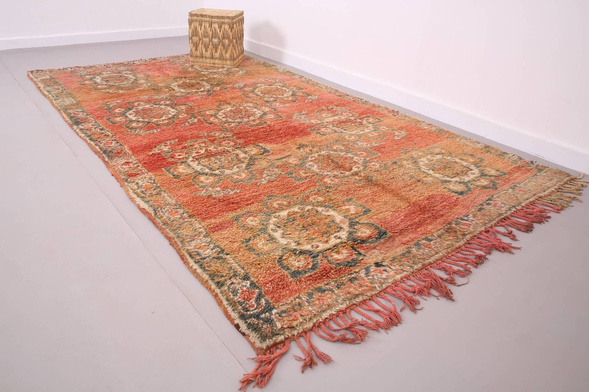 Vintage Moroccan rug 178 x 312 cm - Pink Berber rug - Old Handmade Rug