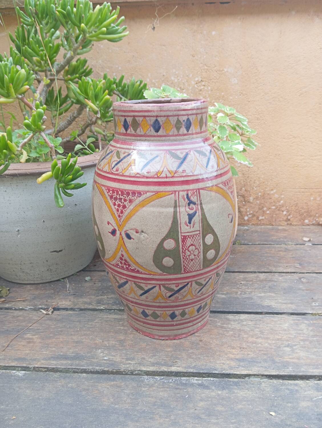 Berber terracotta vase, Moroccan craftsmanship, vintage 1980