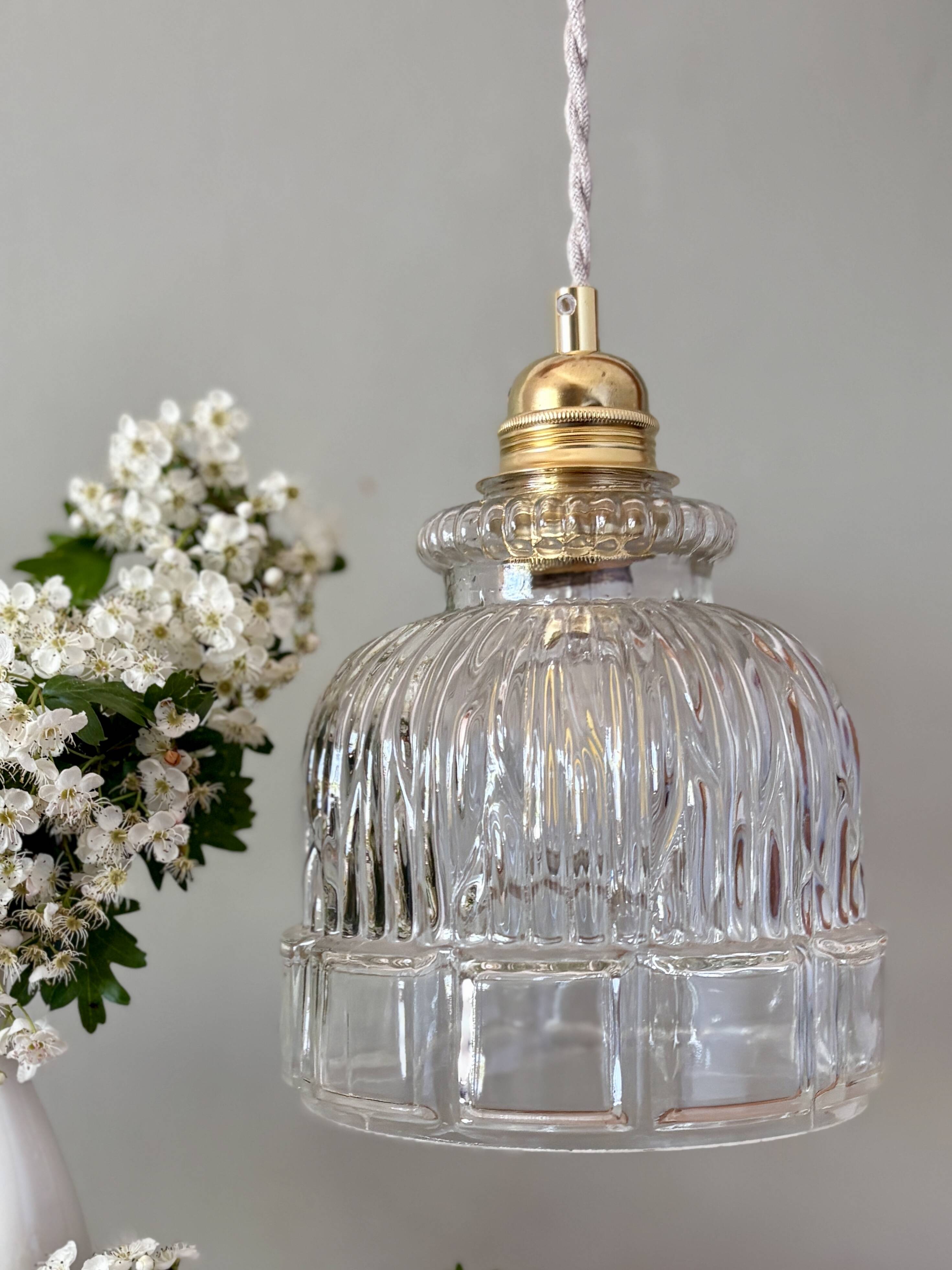 Suspension globe vintage en verre