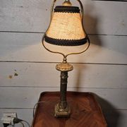 Lampe à poser style empire en bronze doré XIXè