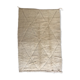 Tapis berbère marocain Beni Ouarain à losanges écrus 2,44x1,61m