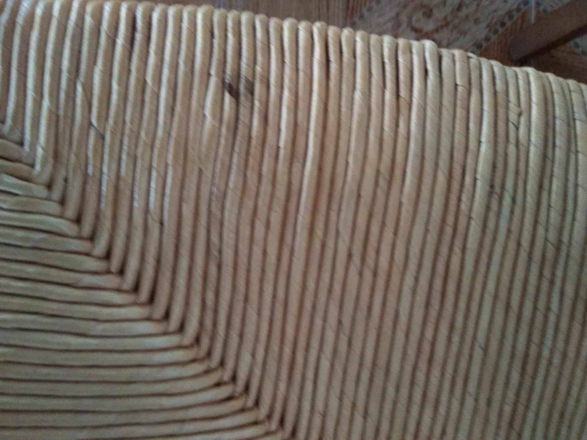 Set of 6 straw chairs