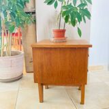 Art Deco oak bedside table from the early 20th century