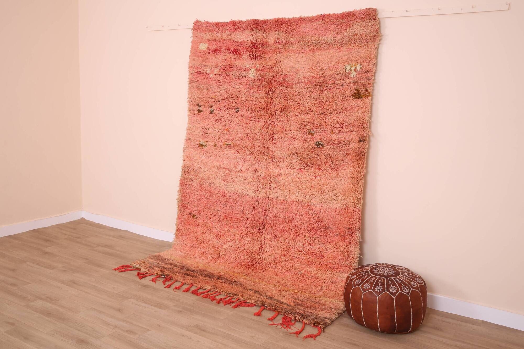 Peach Vintage Moroccan 175 x 246 cm, Berber Wool Rug Handmade, Boho Rug
