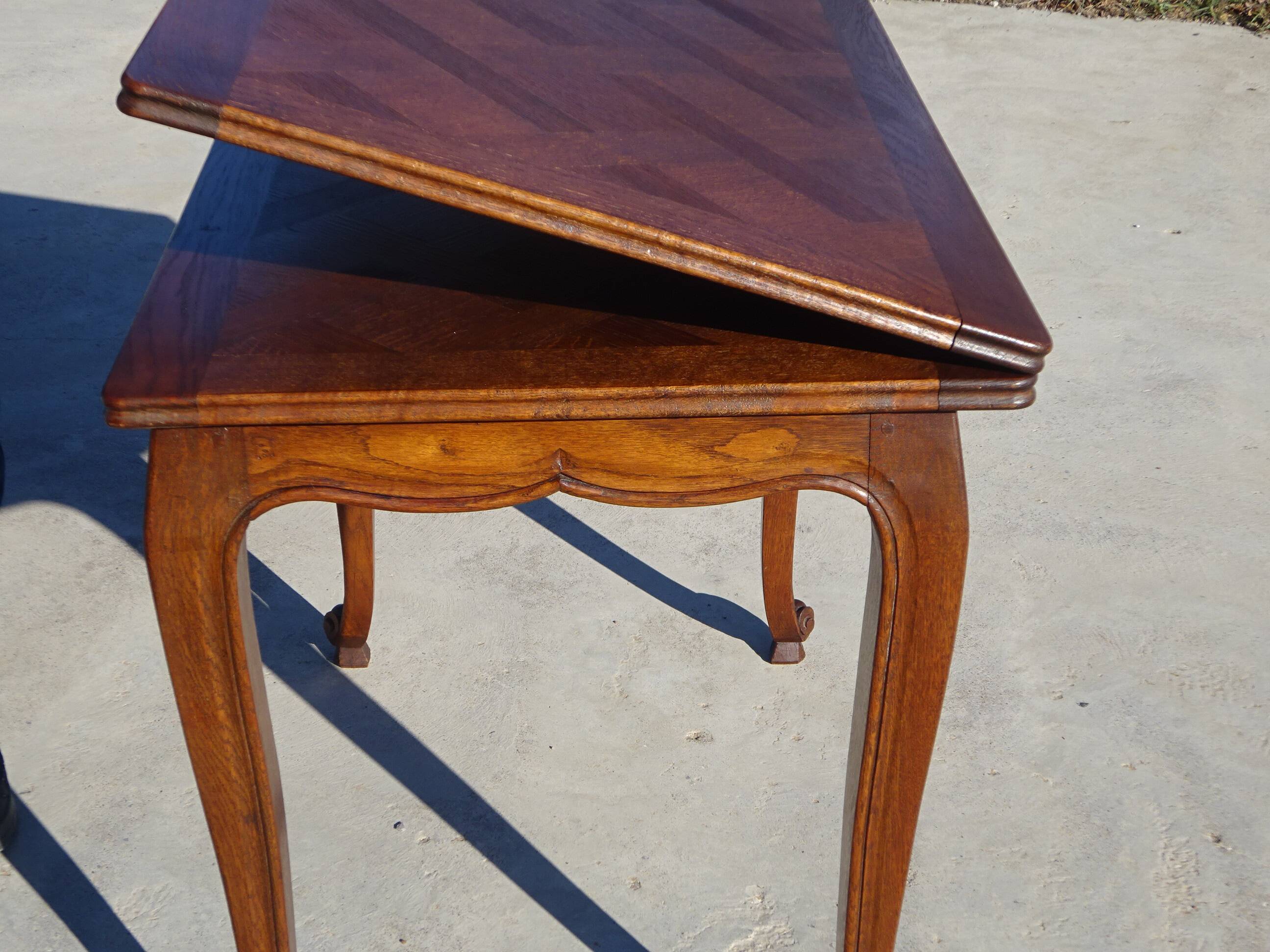 Table portefeuille en chêne