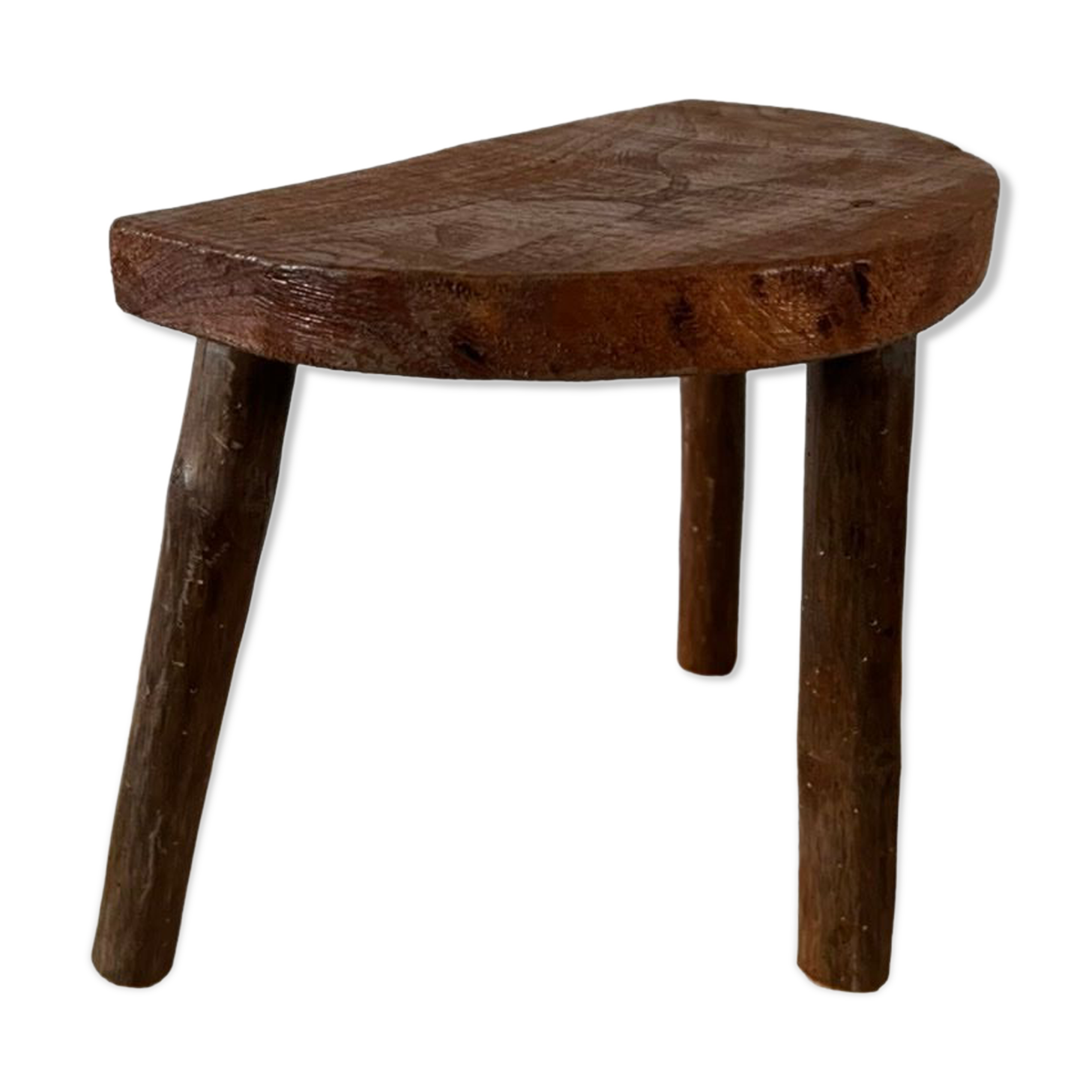 Tripod farm stool