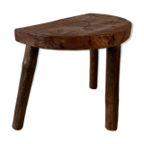 Tripod farm stool