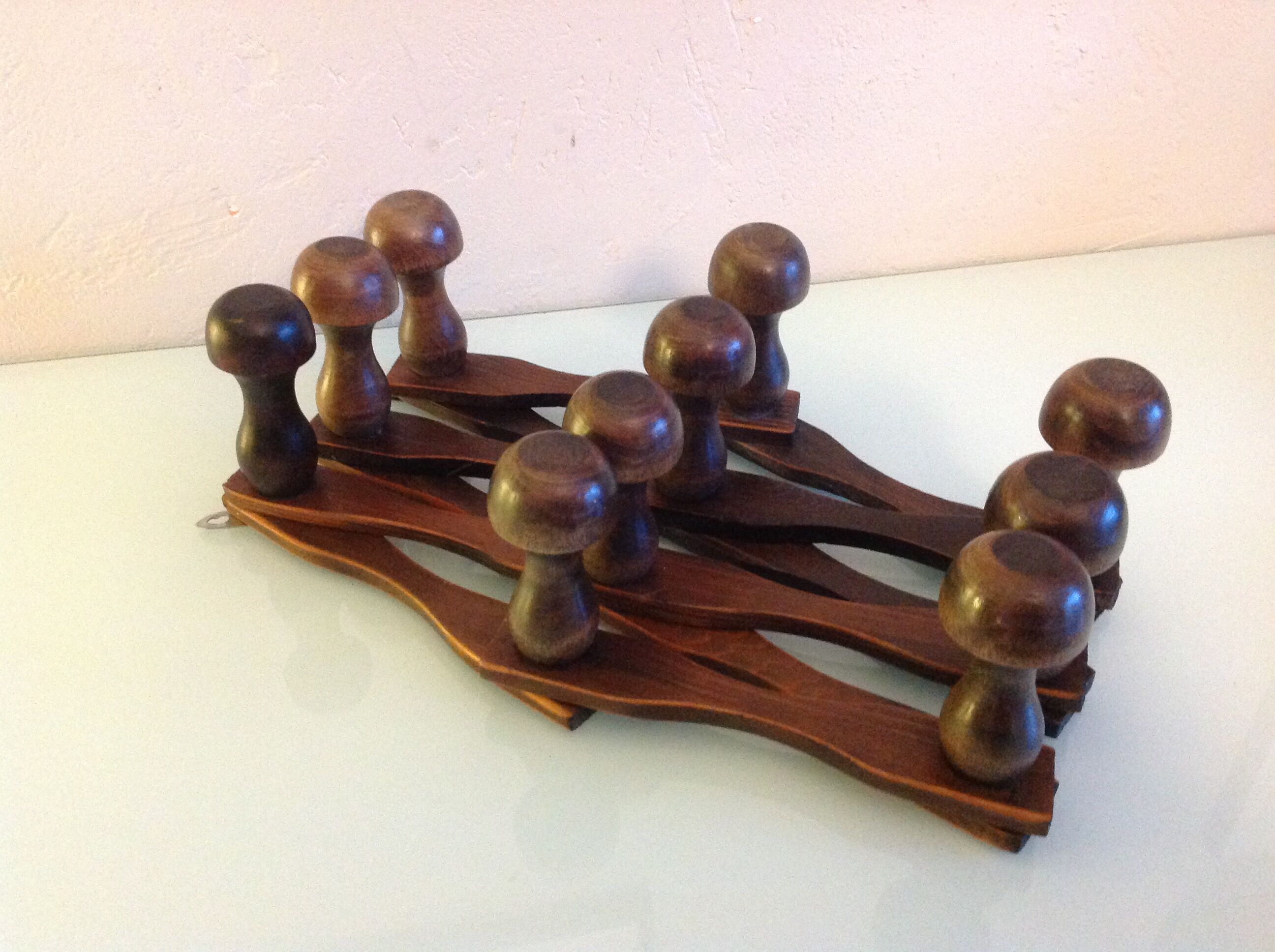Ten-headed accordion coat holder / vintage 60s-70s