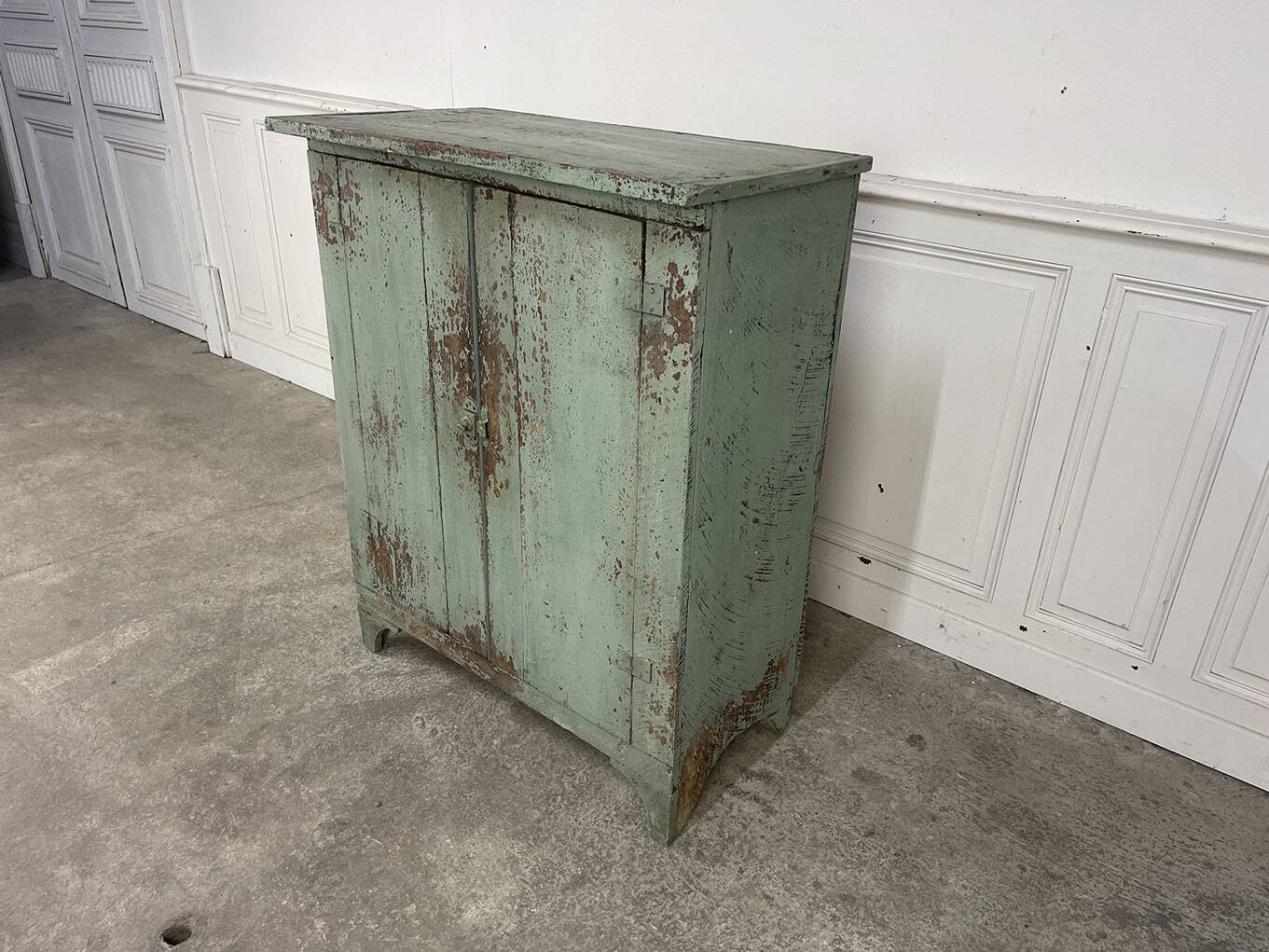 Parisian buffet 1900 greenish-blue patina
