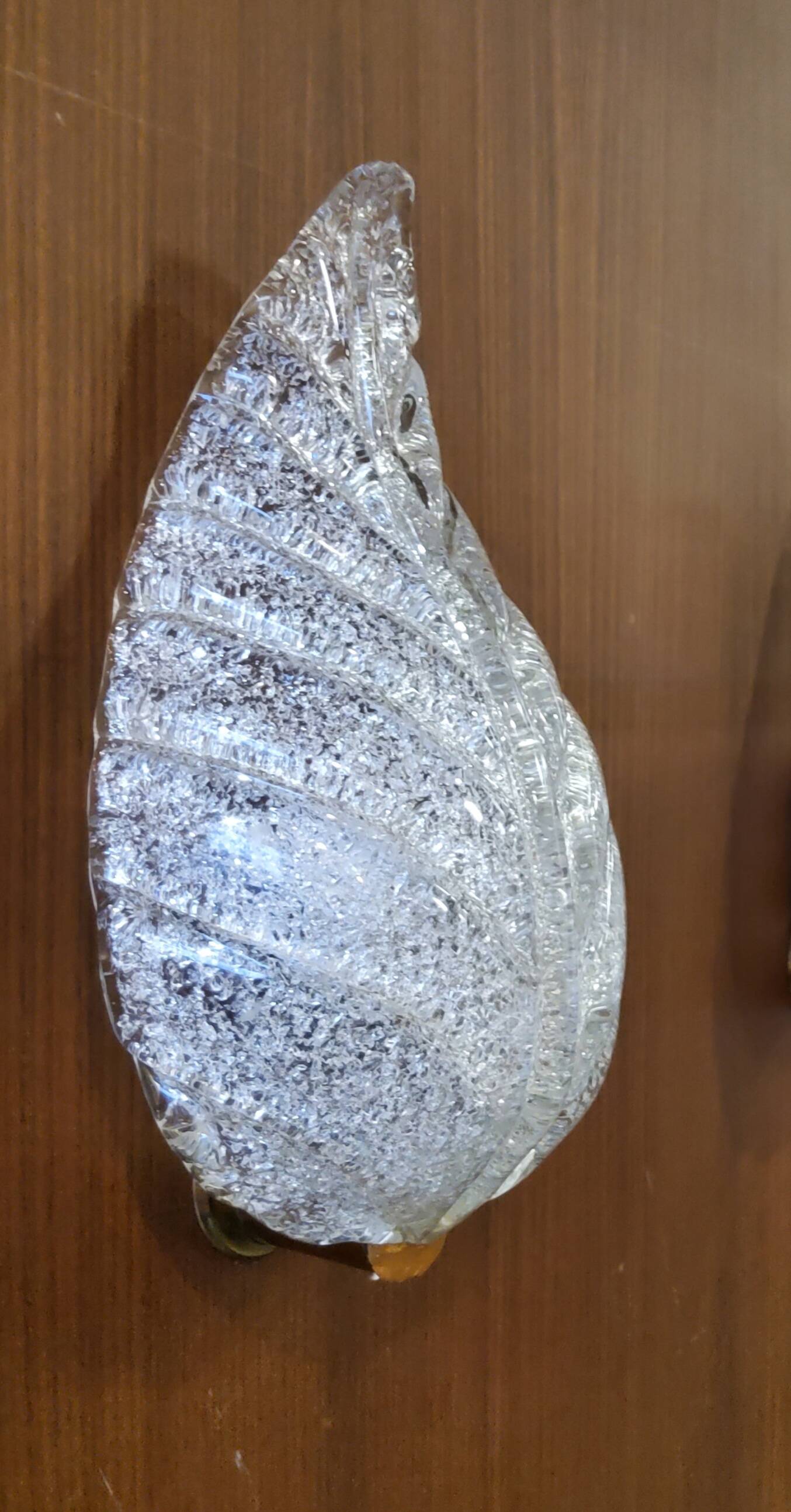 Murano, leaf sconces in worked transparent glass, 1940s