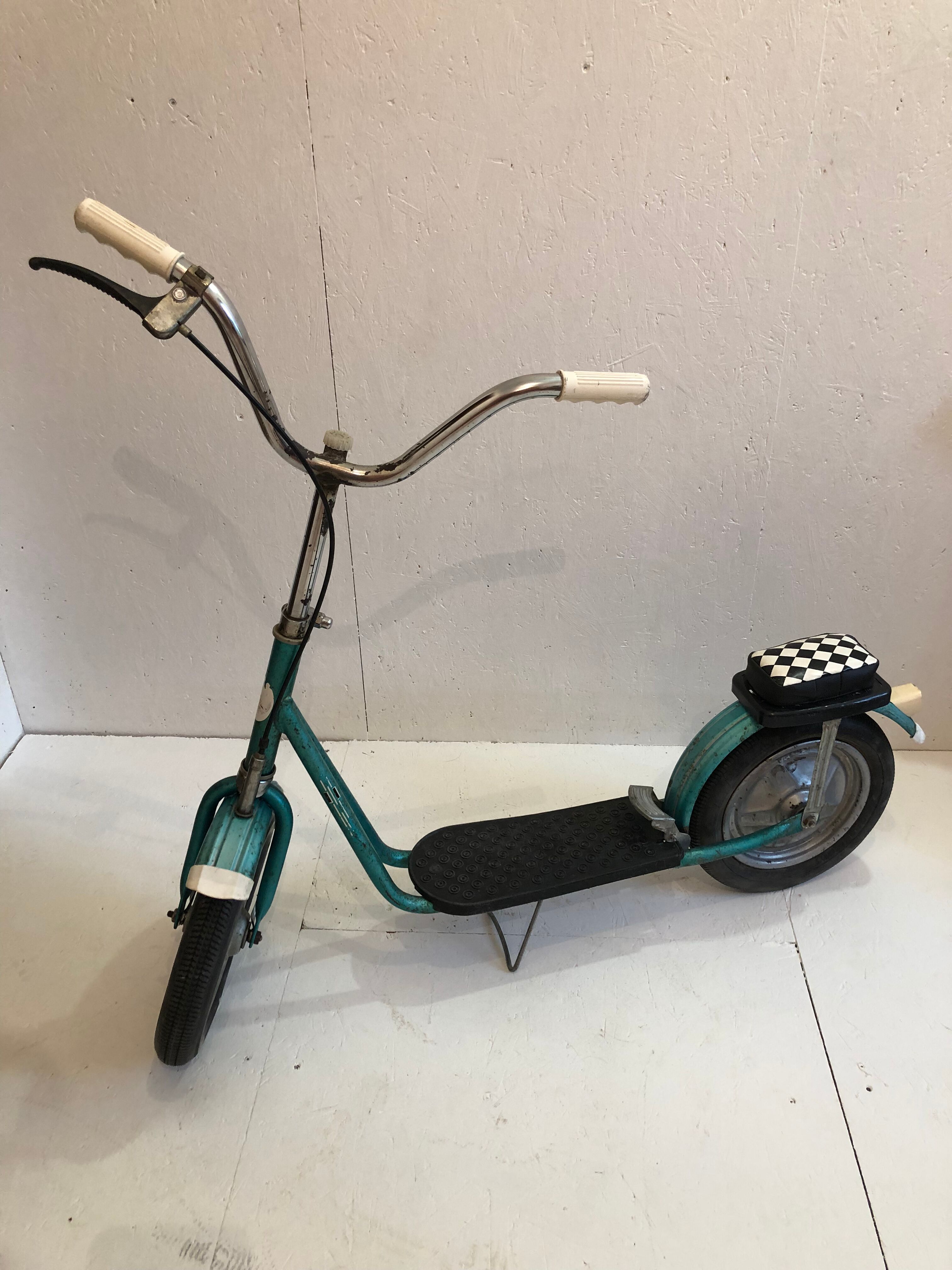 MW Scooter
