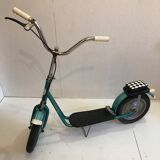 MW Scooter
