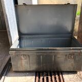 Metal storage trunk