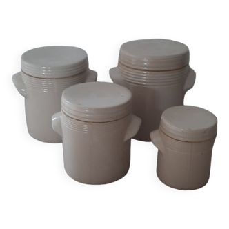 4 pots with beige glazed stoneware lids