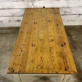 Farm table