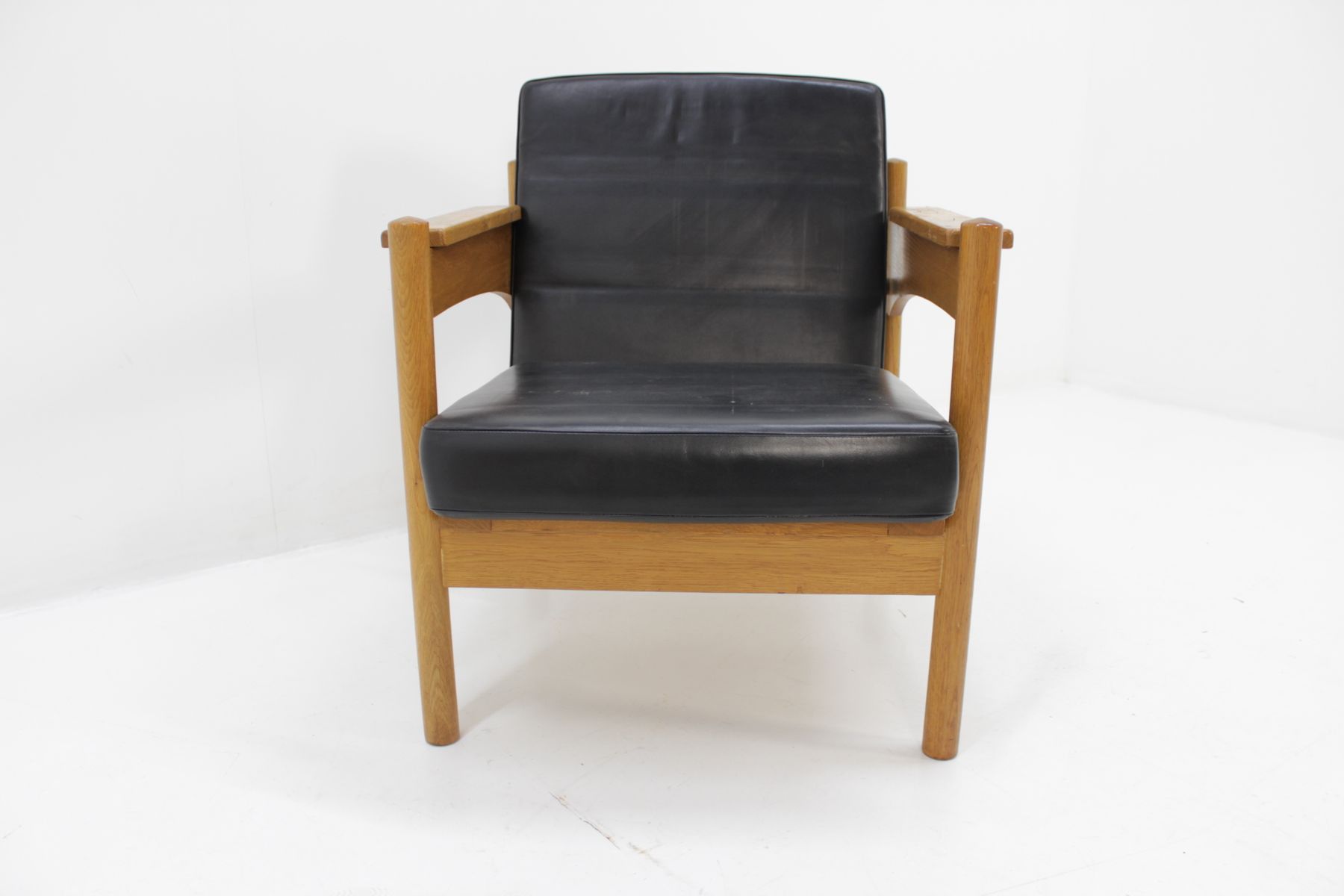 Krasna Jizba 1973 vintage chairs