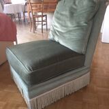 Pairs of armchairs with fringes