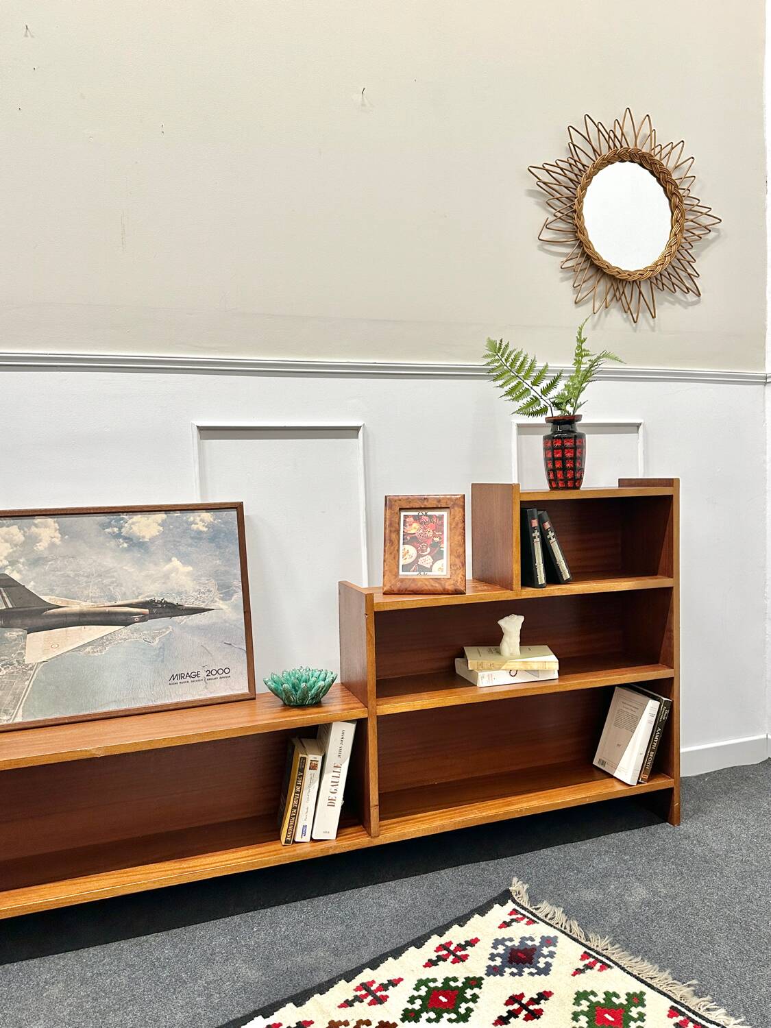 Vintage bookcase / TV cabinet