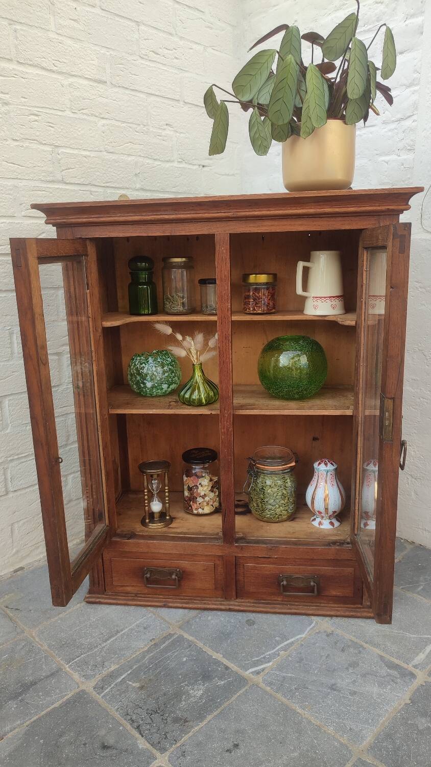 Petite armoire vitrée en chêne