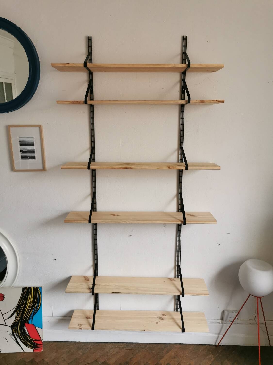 Italian suspended library