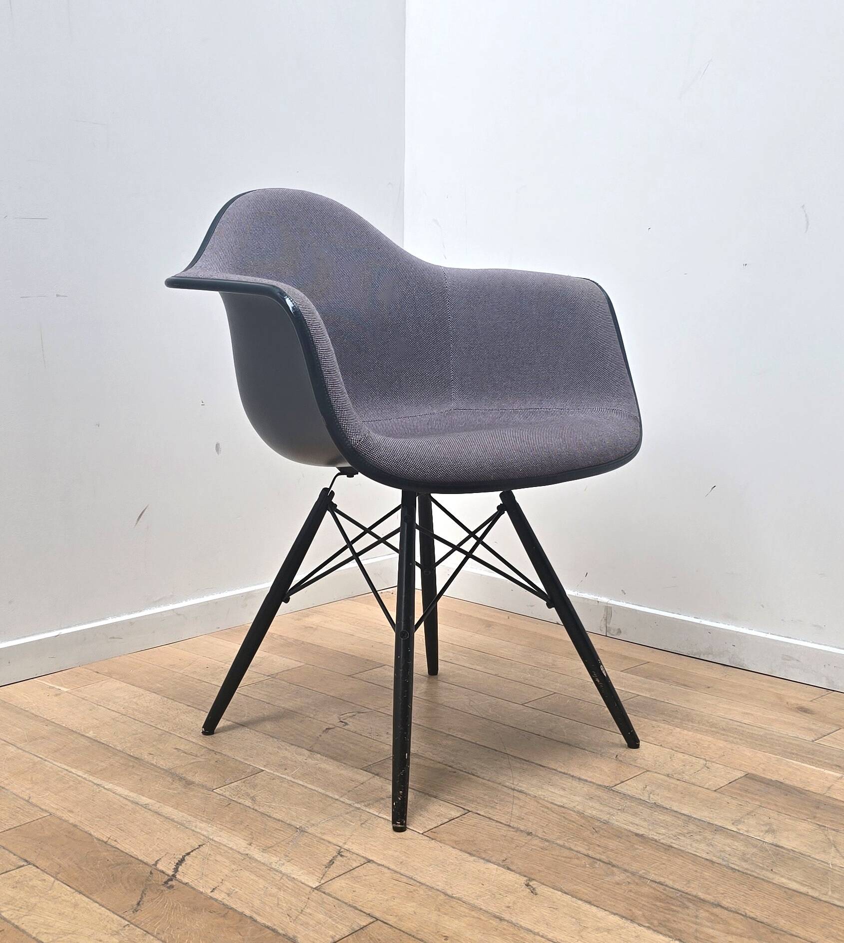 Set of 4 RE DAW armchairs, Vitra