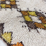 Handmade moroccan berber carpet 137 x 92 cm