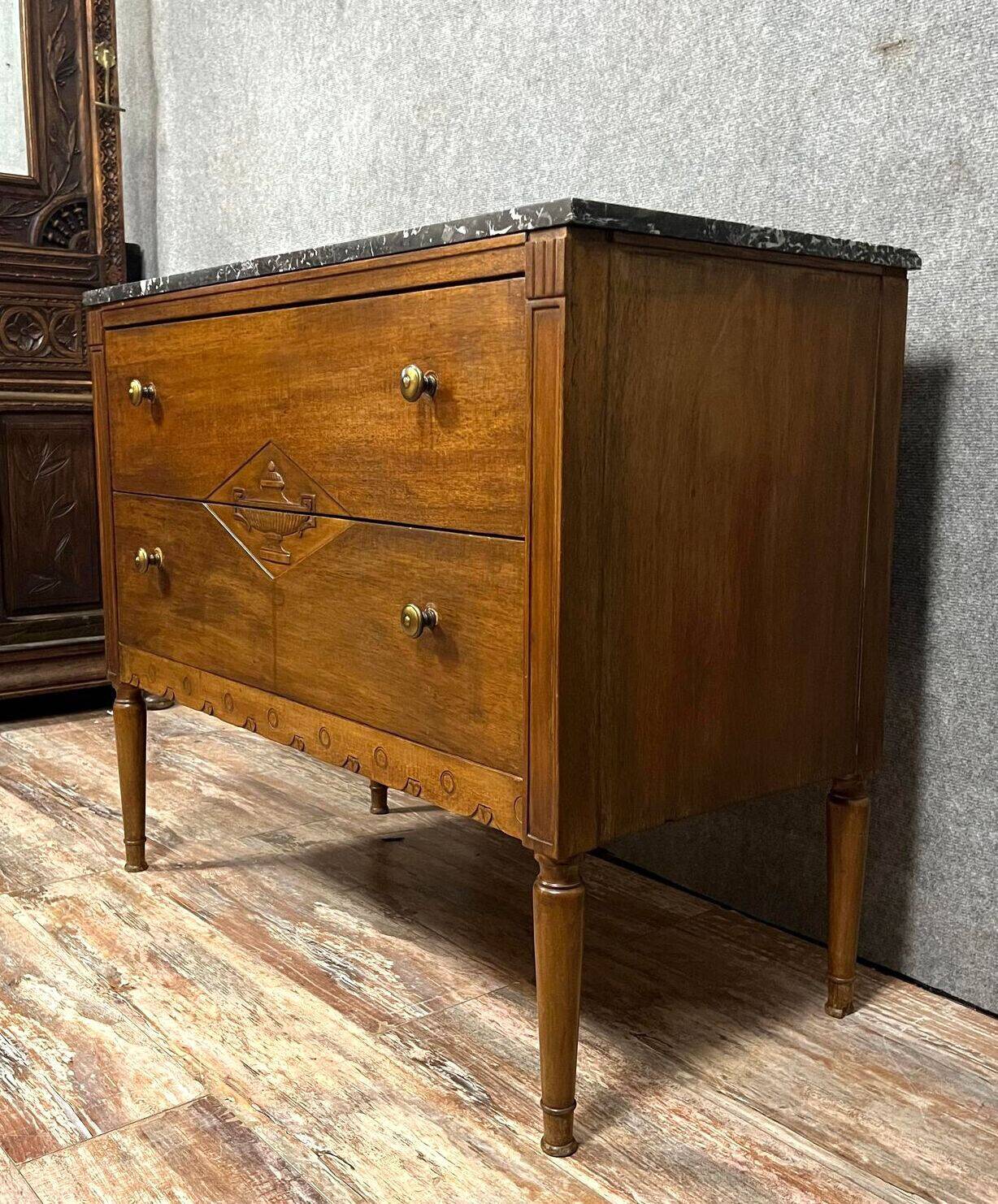 Directoire period sauté chest of drawers in mahogany and stained wood circa 1800