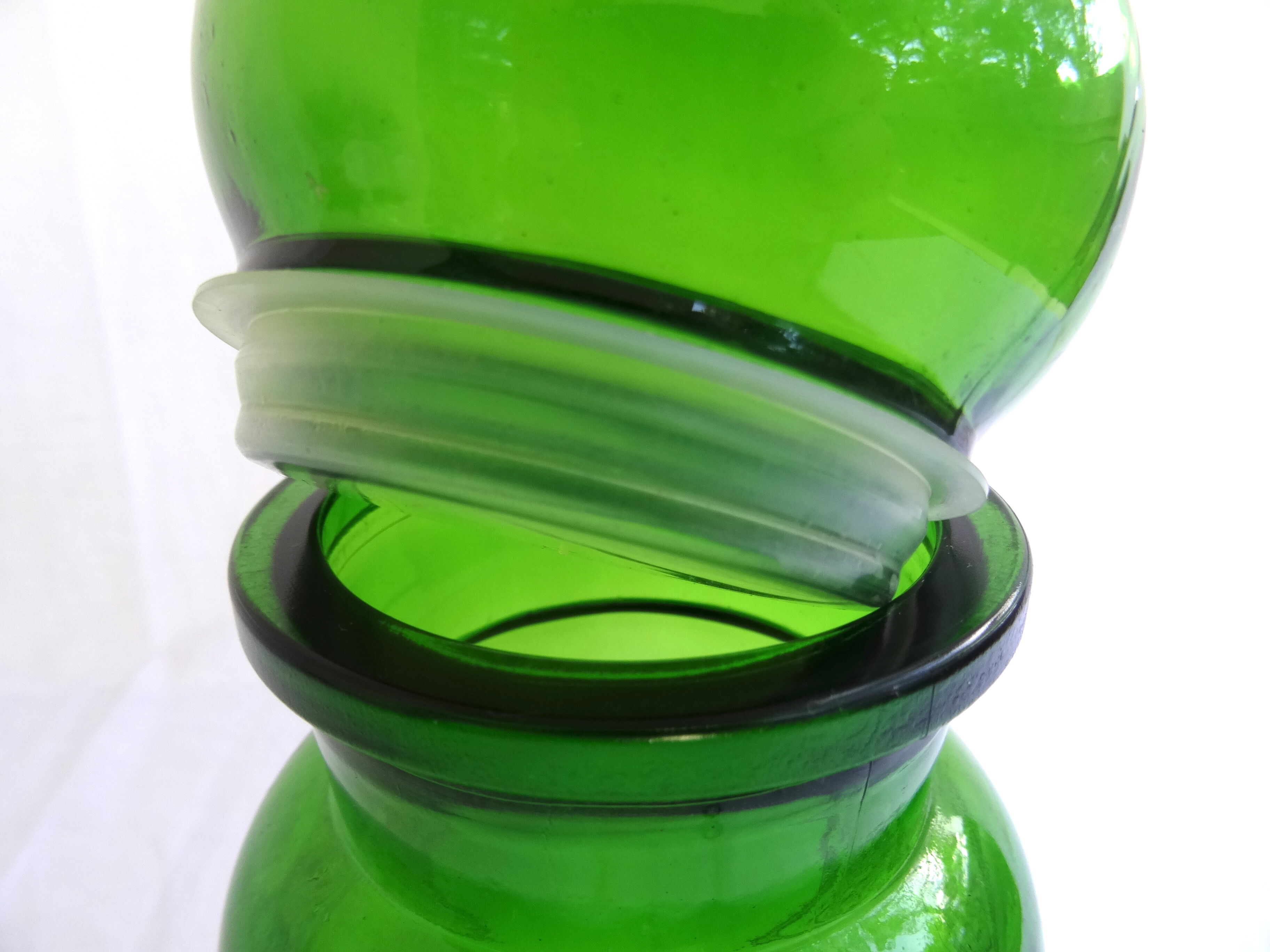 Green apothecary pot