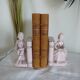 Serre livres en porcelaine