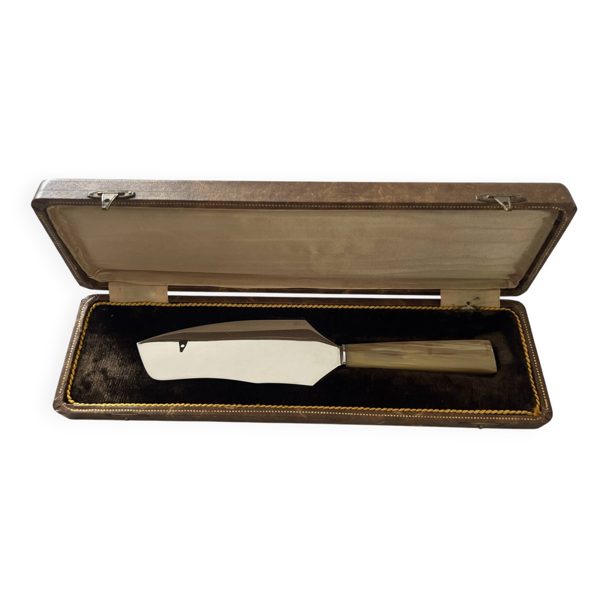 Cake or pie knife/server