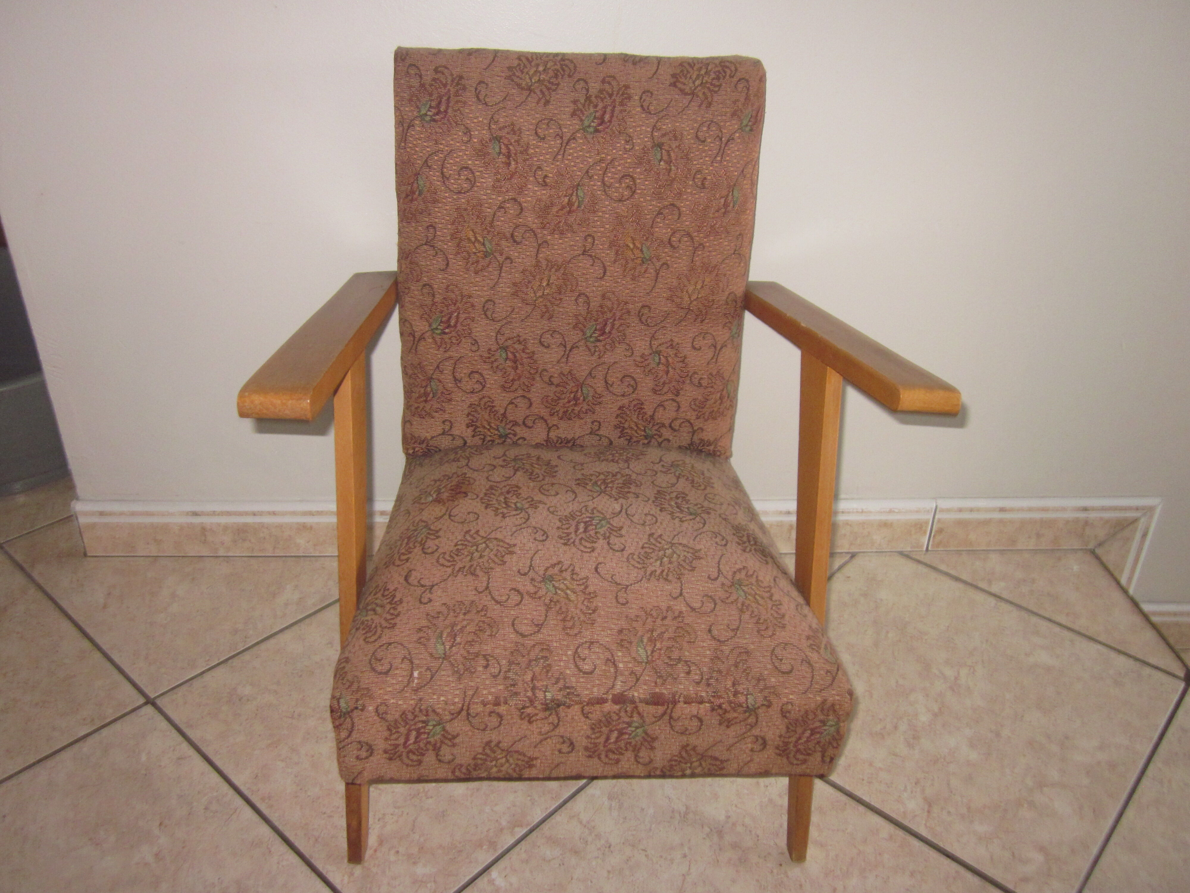 child chair on foot compass