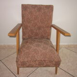 child chair on foot compass