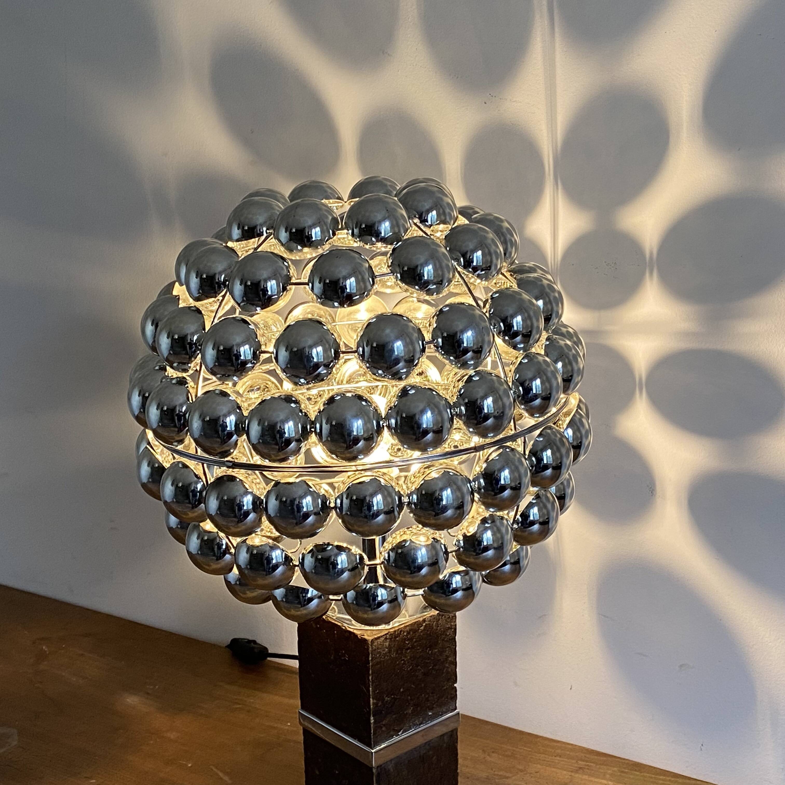 Kinetic lamp. 1970. Space age.
