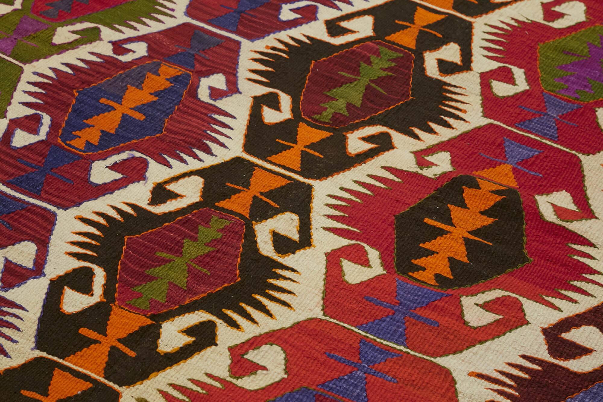 Turkish Handmade Vintage Anatolian Kilim 177 cm x 314 cm
