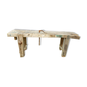 woodworking bench